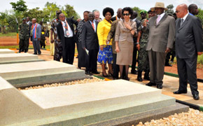 Zuma (right) and Museveni; ANC freedom fighters' graves