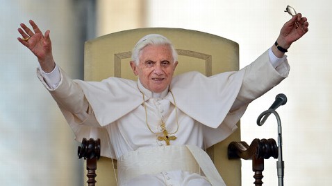 gty pope benedict dm 120416 wblog Pope Benedict XVI Celebrates 85th Birthday